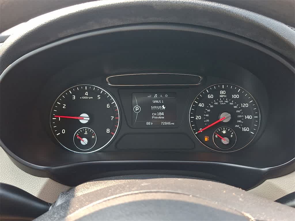 2017 Kia Sorento LX 13