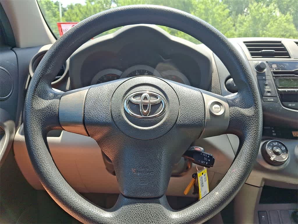 Thumbnail: 2011 Toyota RAV4 - 16