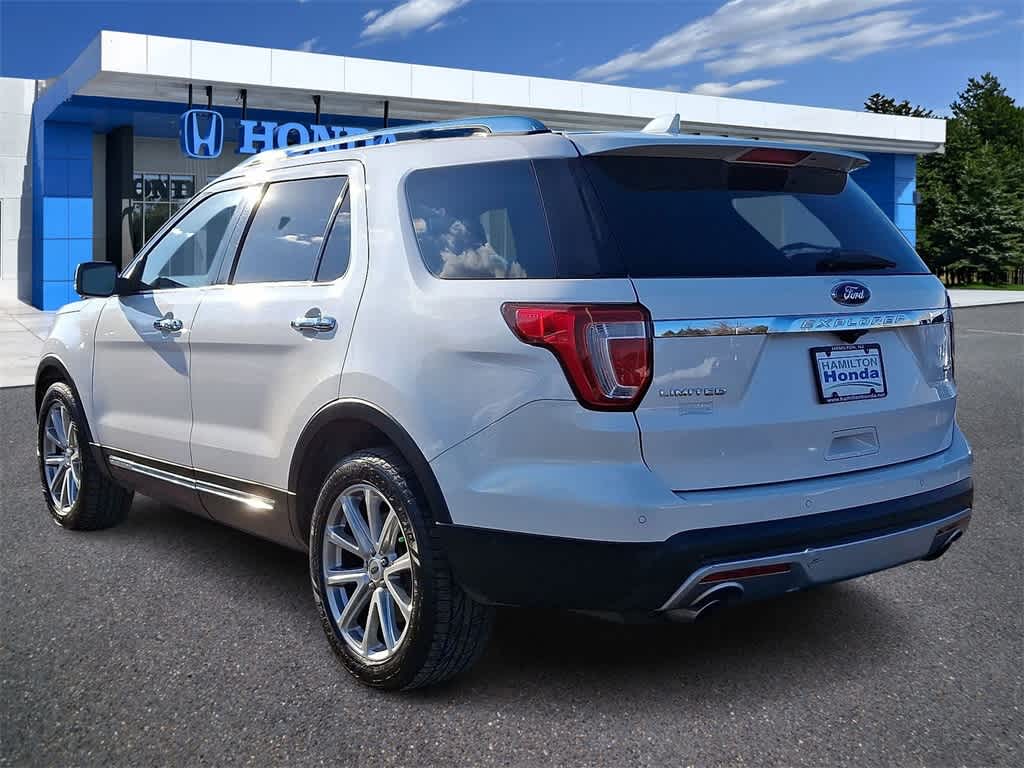 Thumbnail: 2017 Ford Explorer - 22