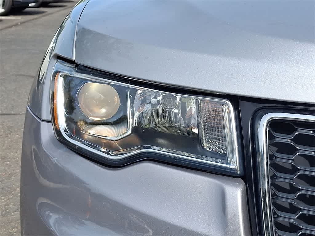 Thumbnail: 2017 Jeep Grand Cherokee - 27