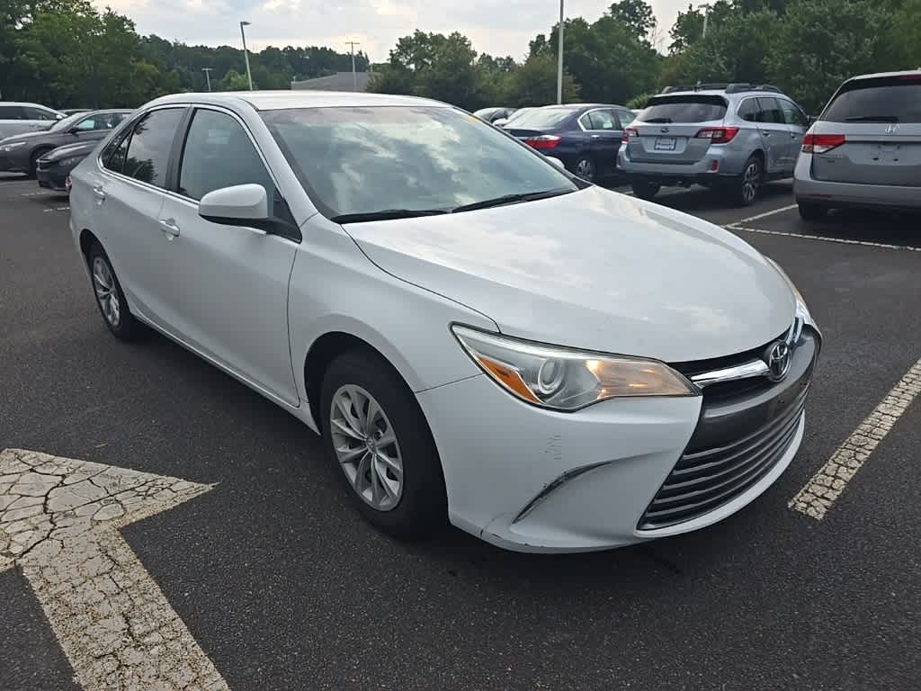 Thumbnail: 2015 Toyota Camry - 3