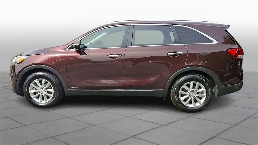 Thumbnail: 2016 Kia Sorento - 5