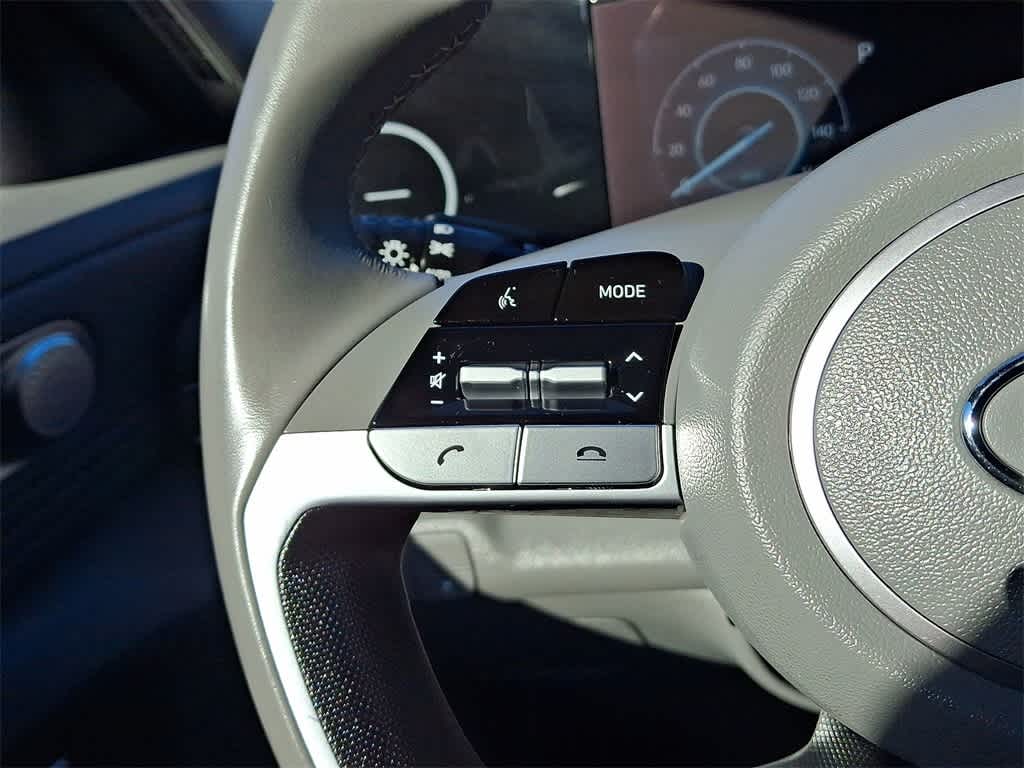 Thumbnail: 2023 Hyundai Elantra - 17