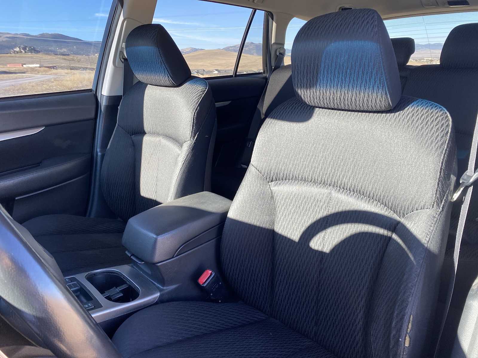 Thumbnail: 2011 Subaru Outback - 16