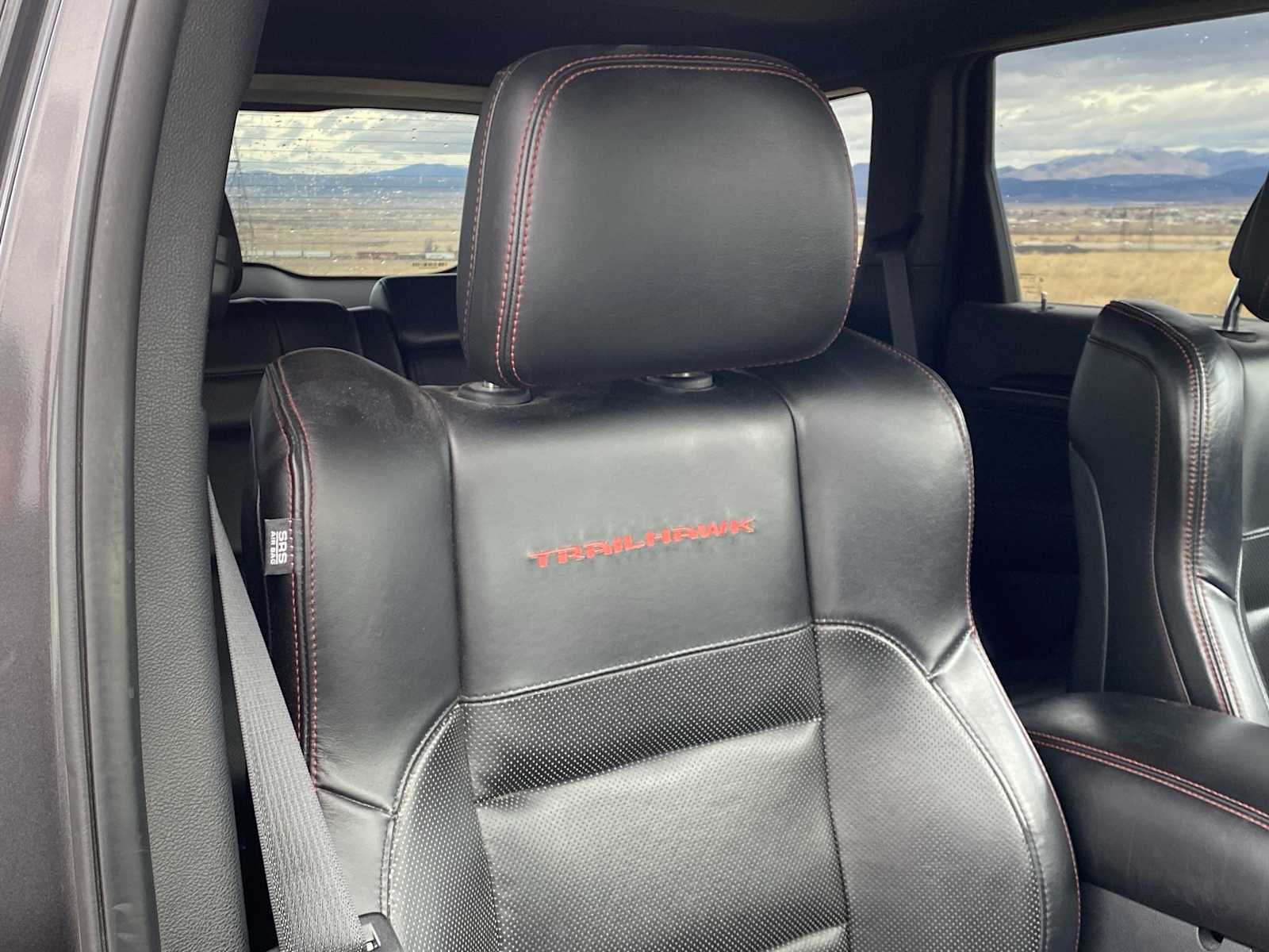 Thumbnail: 2017 Jeep Grand Cherokee - 17