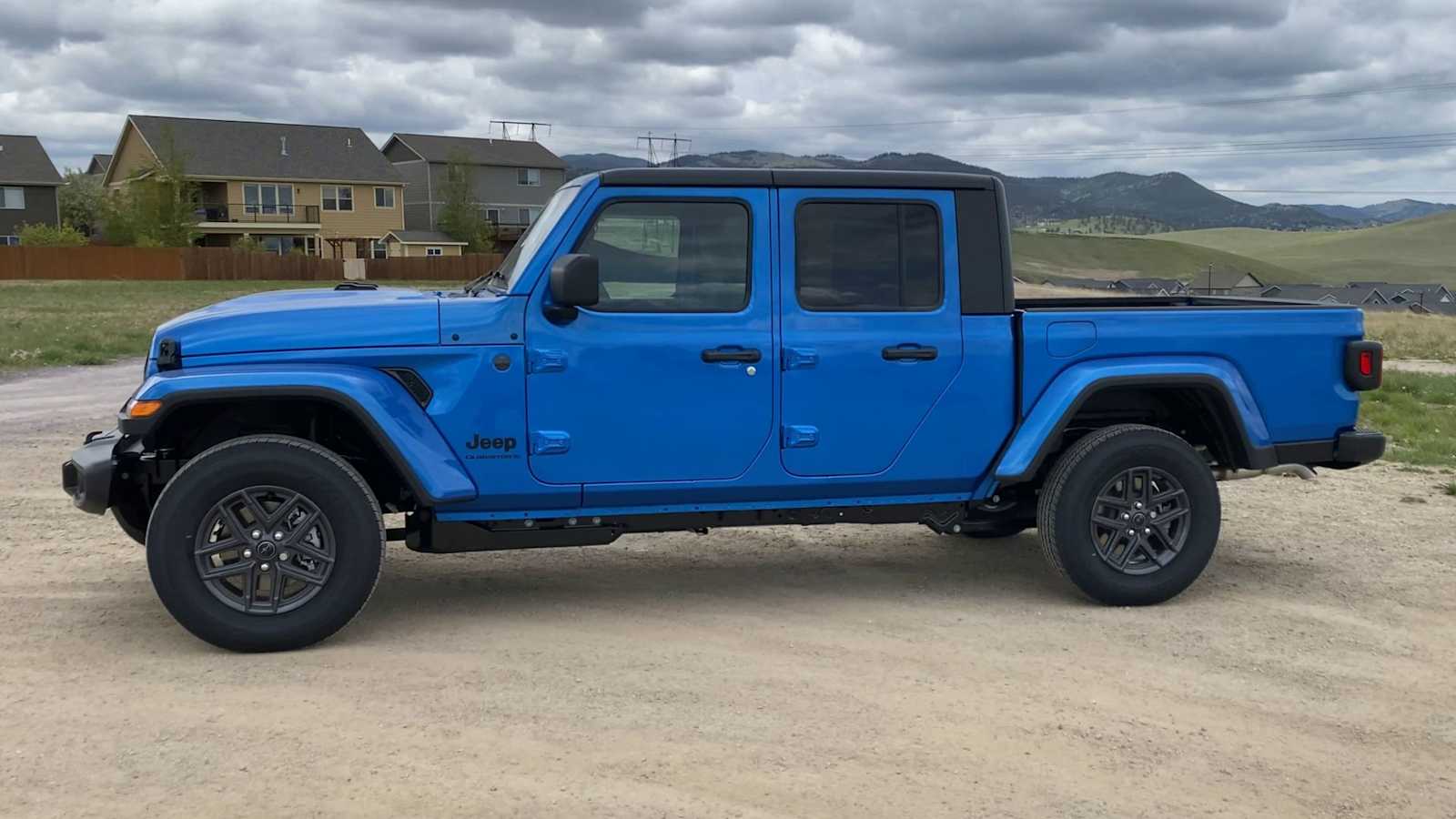 Thumbnail: 2026 Jeep Gladiator - 5