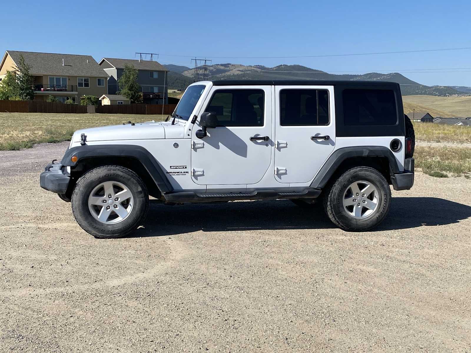 Thumbnail: 2016 Jeep Wrangler - 10