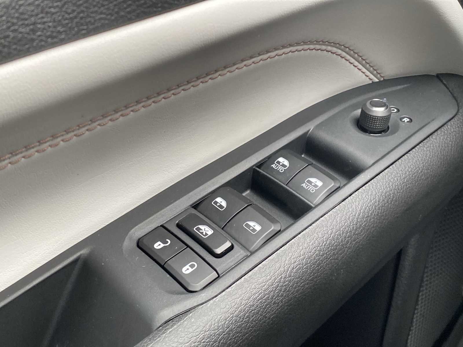 Thumbnail: 2026 Jeep Compass - 19