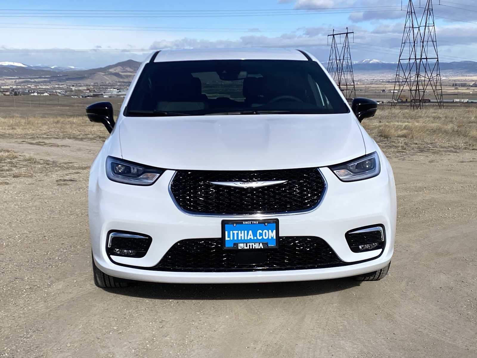 Thumbnail: 2026 Chrysler Pacifica - 10