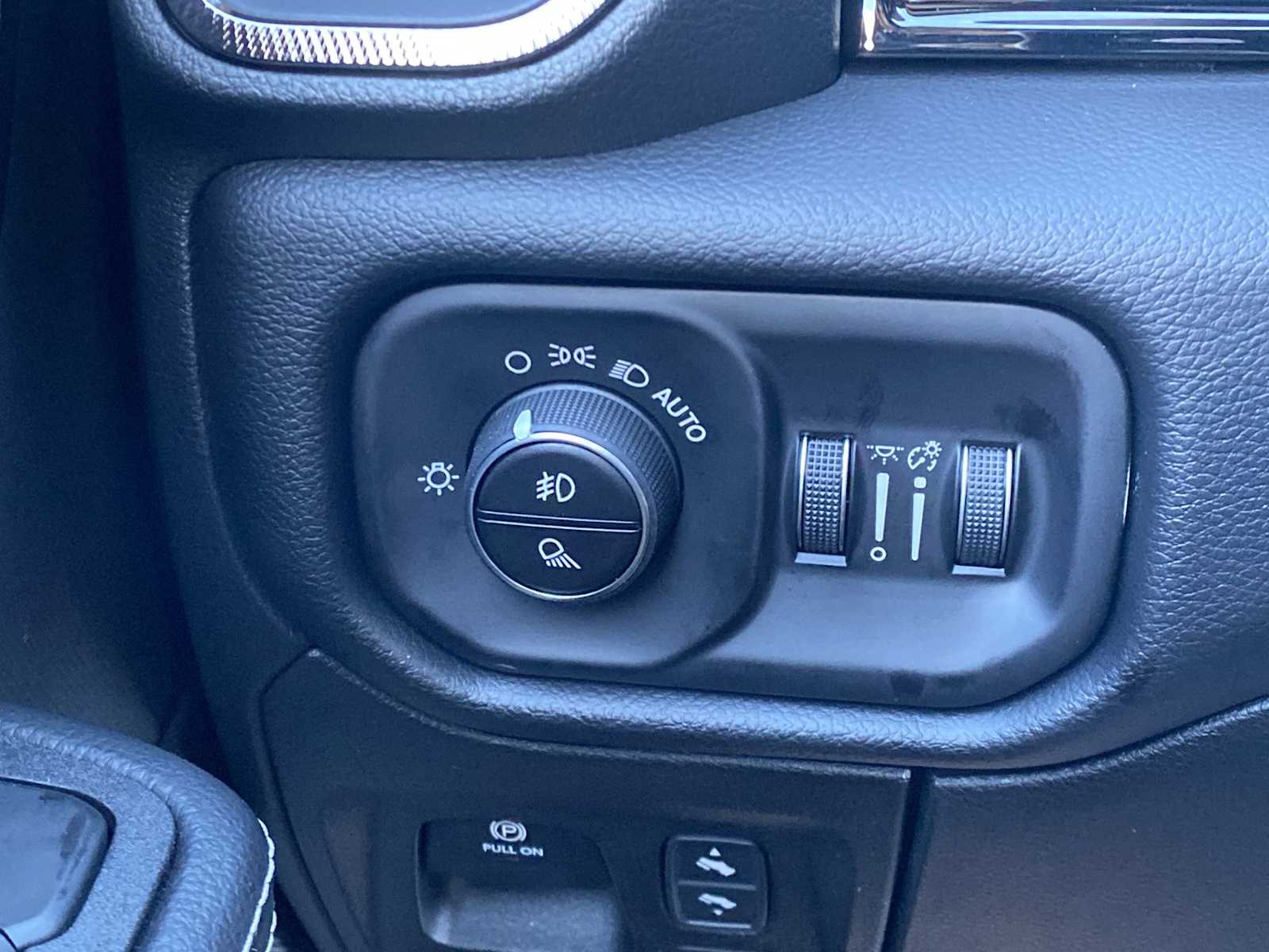 Thumbnail: 2026 RAM 1500 - 22