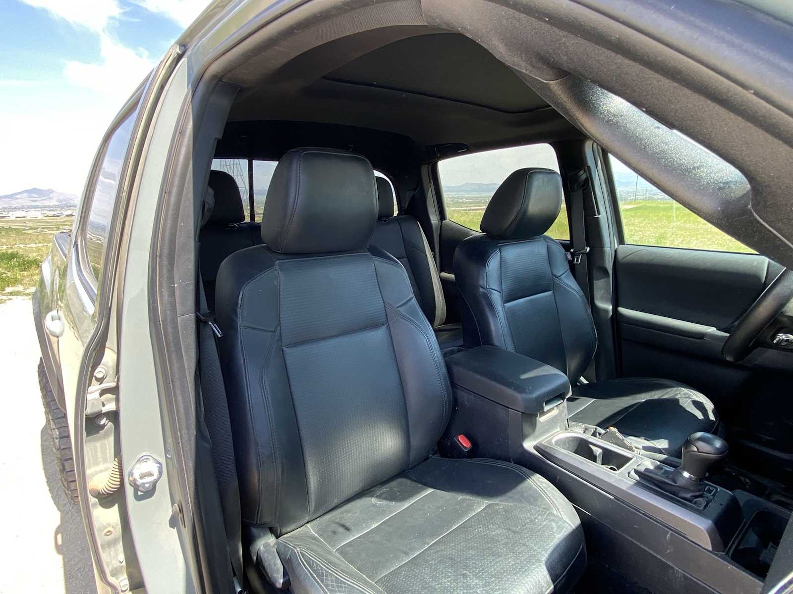 2022 Toyota Tacoma TRD Off-Road 16