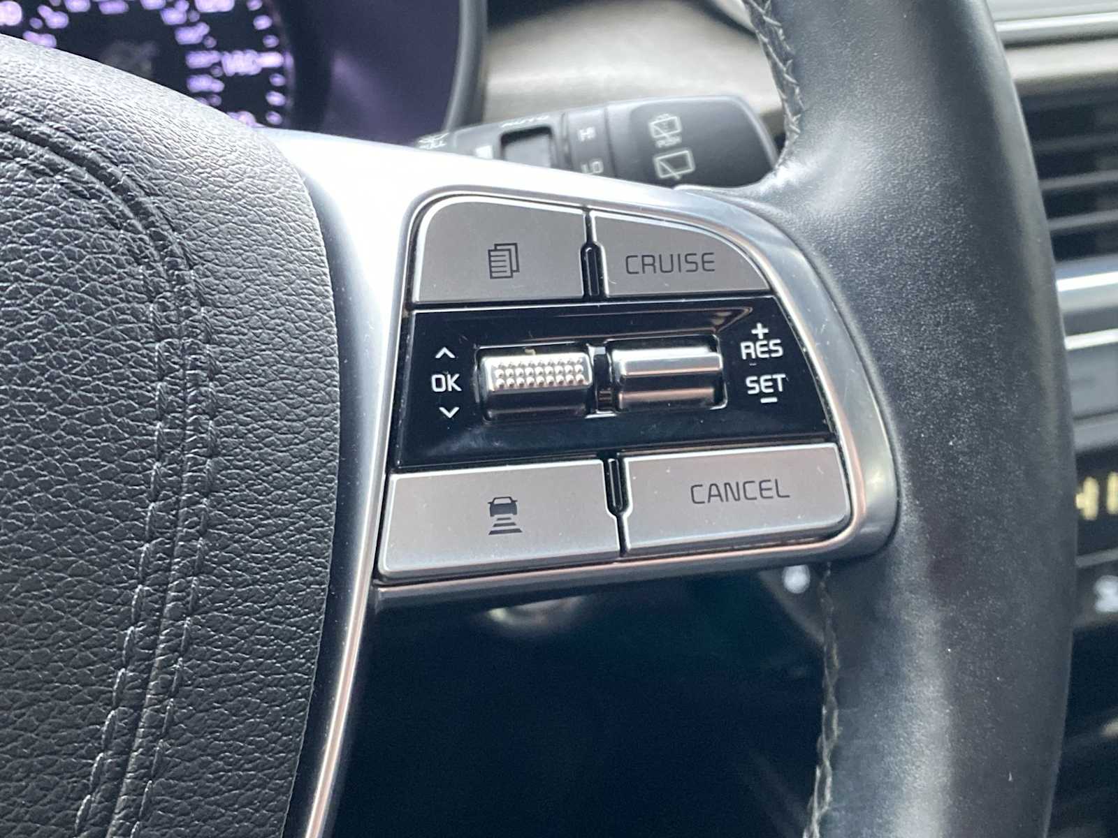 Thumbnail: 2022 Kia Telluride - 23