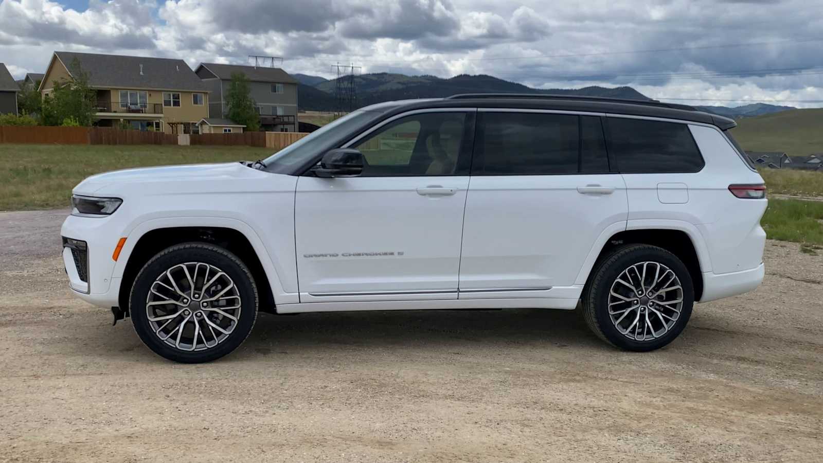 Thumbnail: 2026 Jeep Grand Cherokee - 5