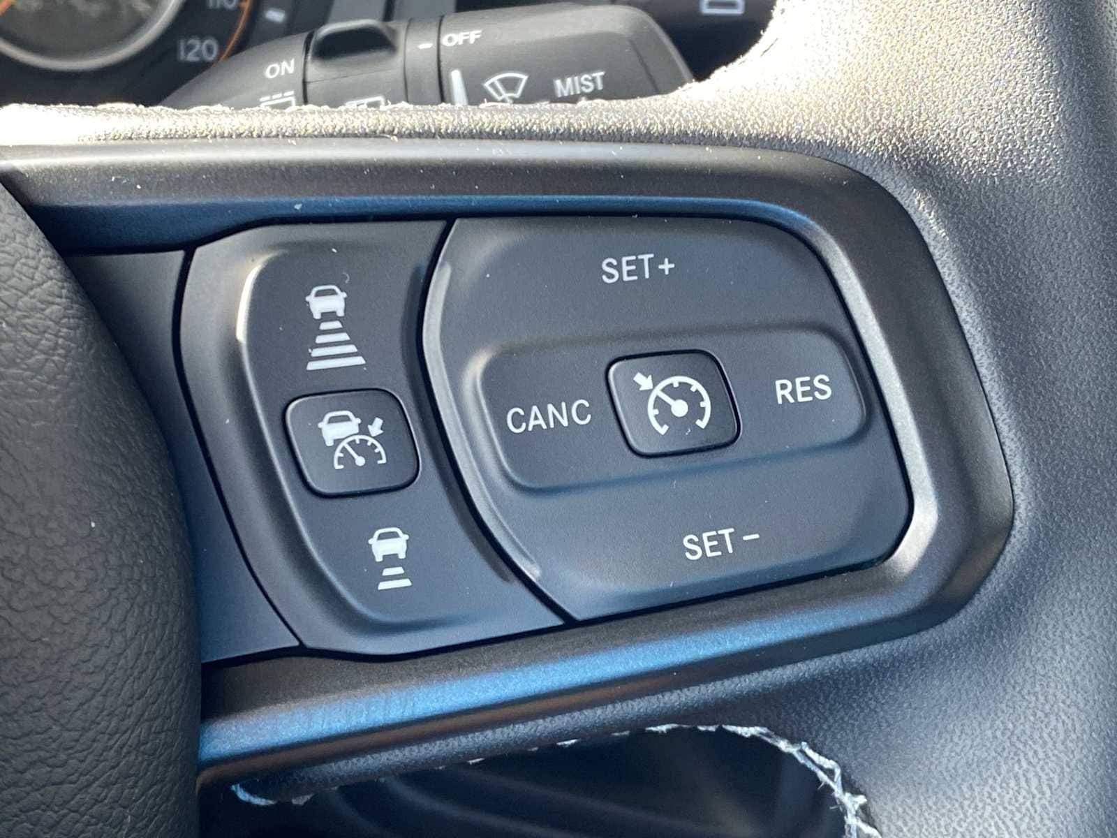 Thumbnail: 2025 Jeep Wrangler - 23