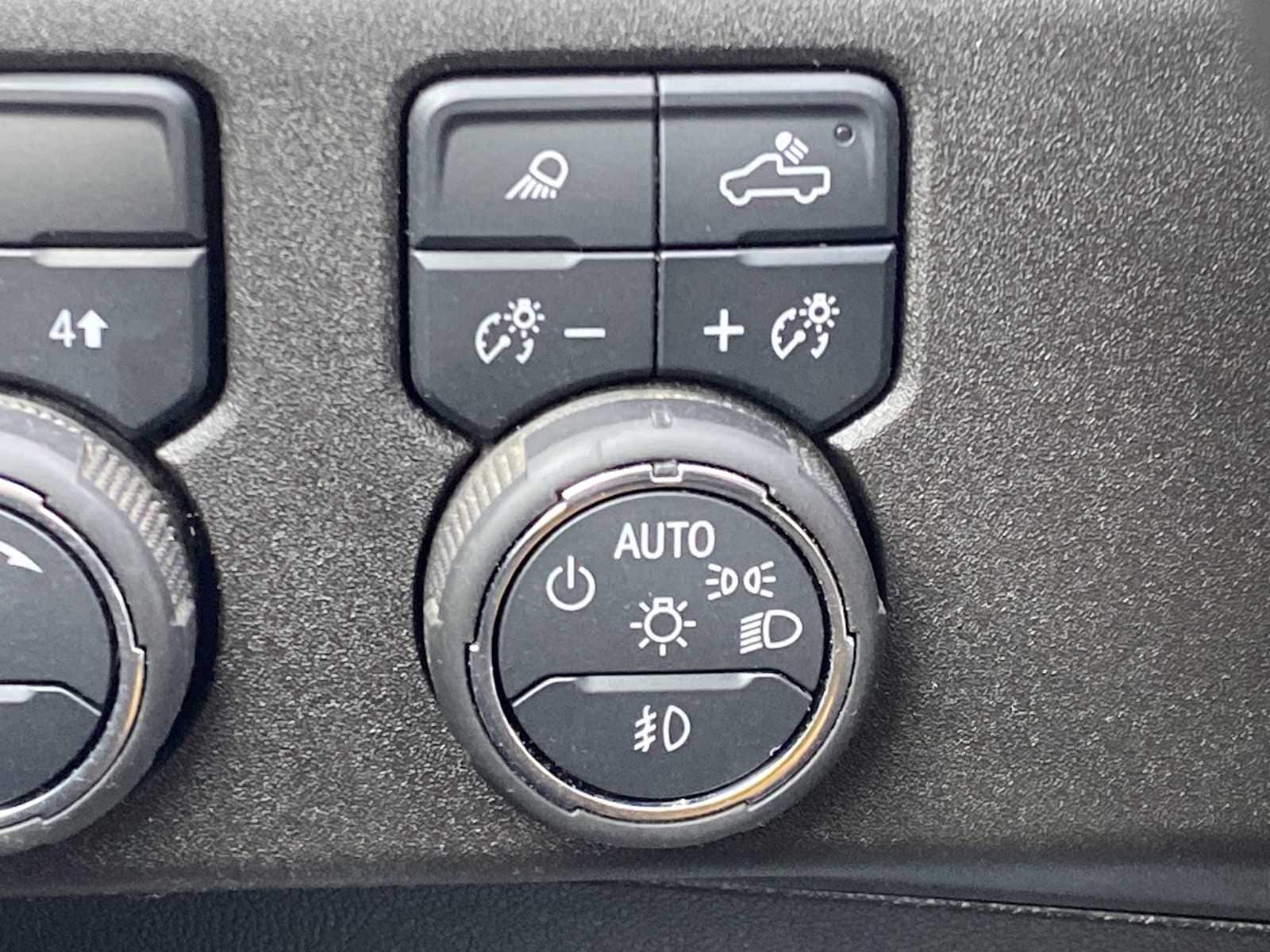 Thumbnail: 2024 Chevrolet Silverado 1500 - 21