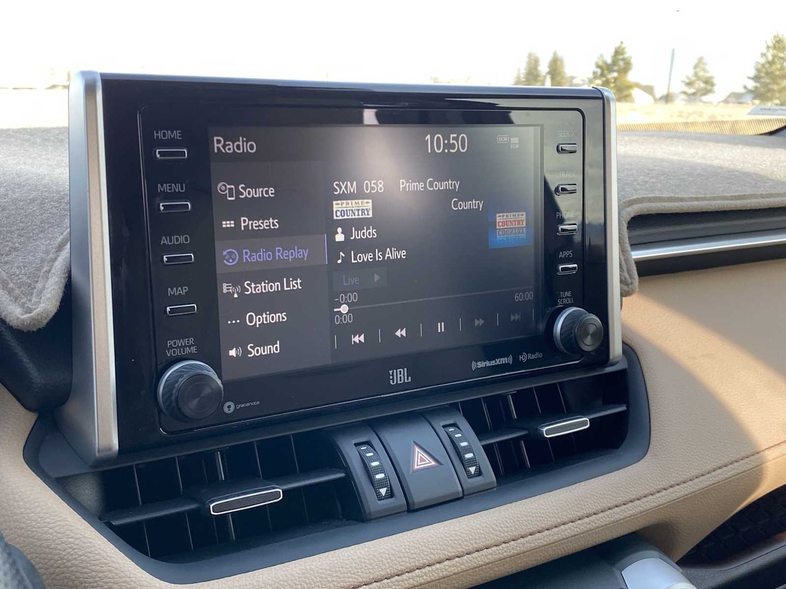 Thumbnail: 2021 Toyota RAV4 - 29