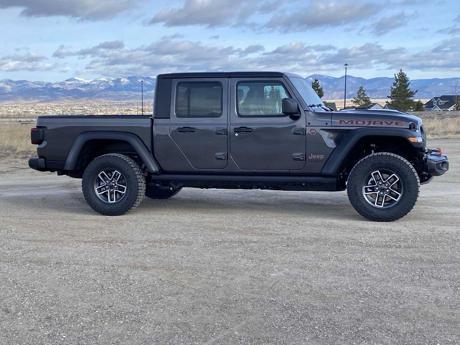 Thumbnail: 2026 Jeep Gladiator - 23