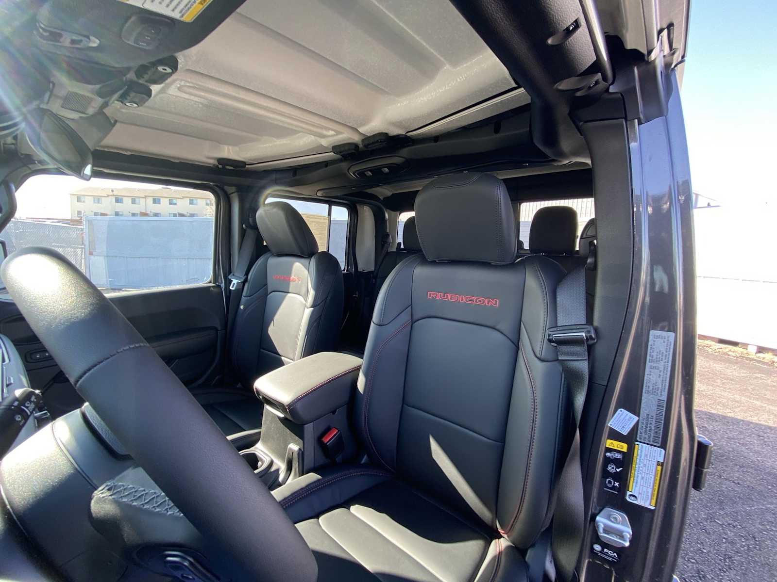 Thumbnail: 2025 Jeep Gladiator - 16