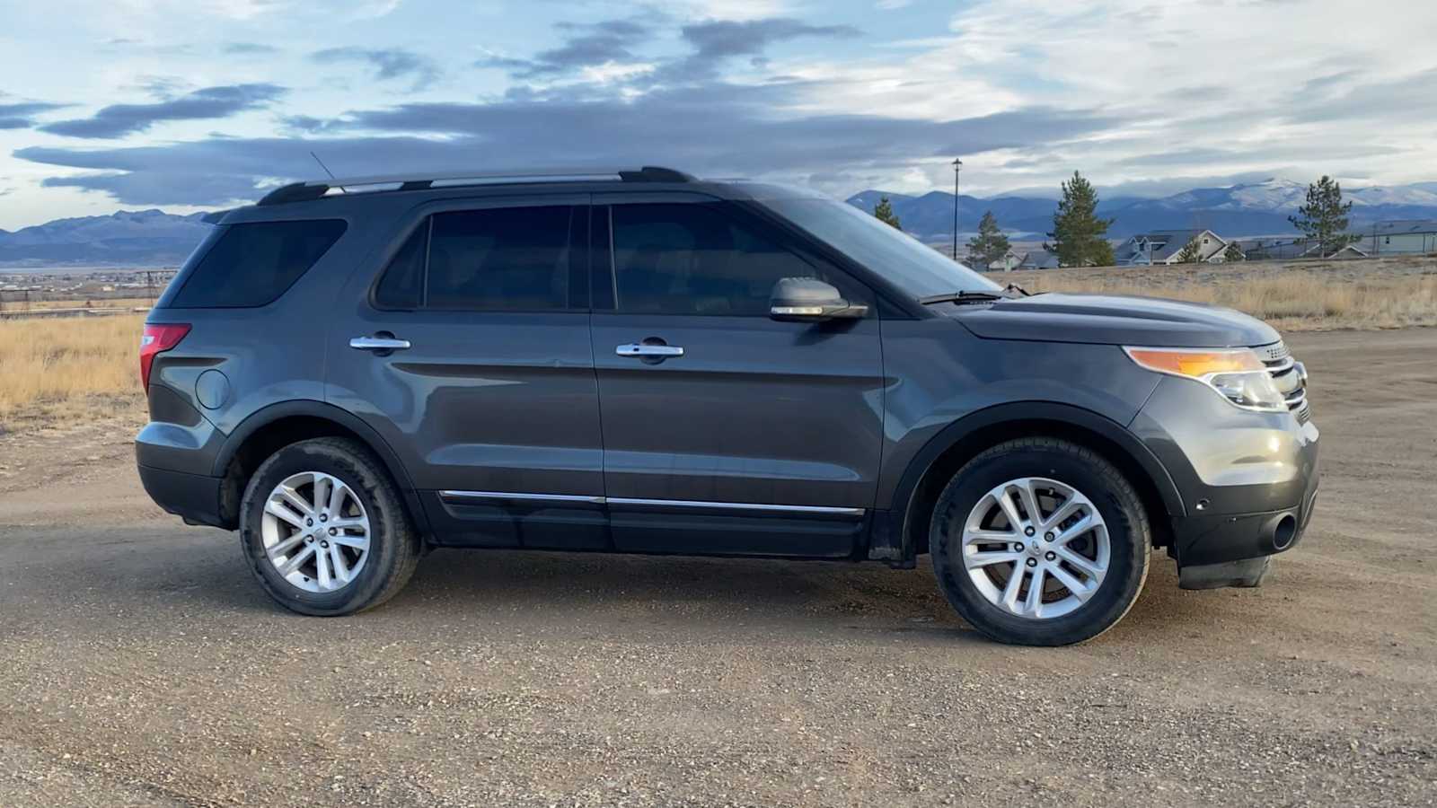 Thumbnail: 2015 Ford Explorer - 2