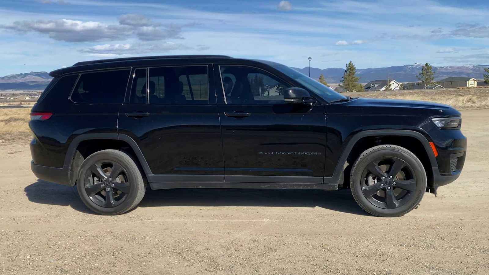 Thumbnail: 2021 Jeep Grand Cherokee L - 4