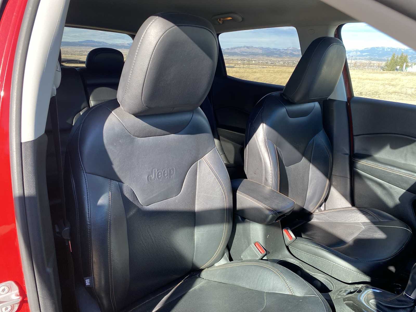 Thumbnail: 2018 Jeep Compass - 16