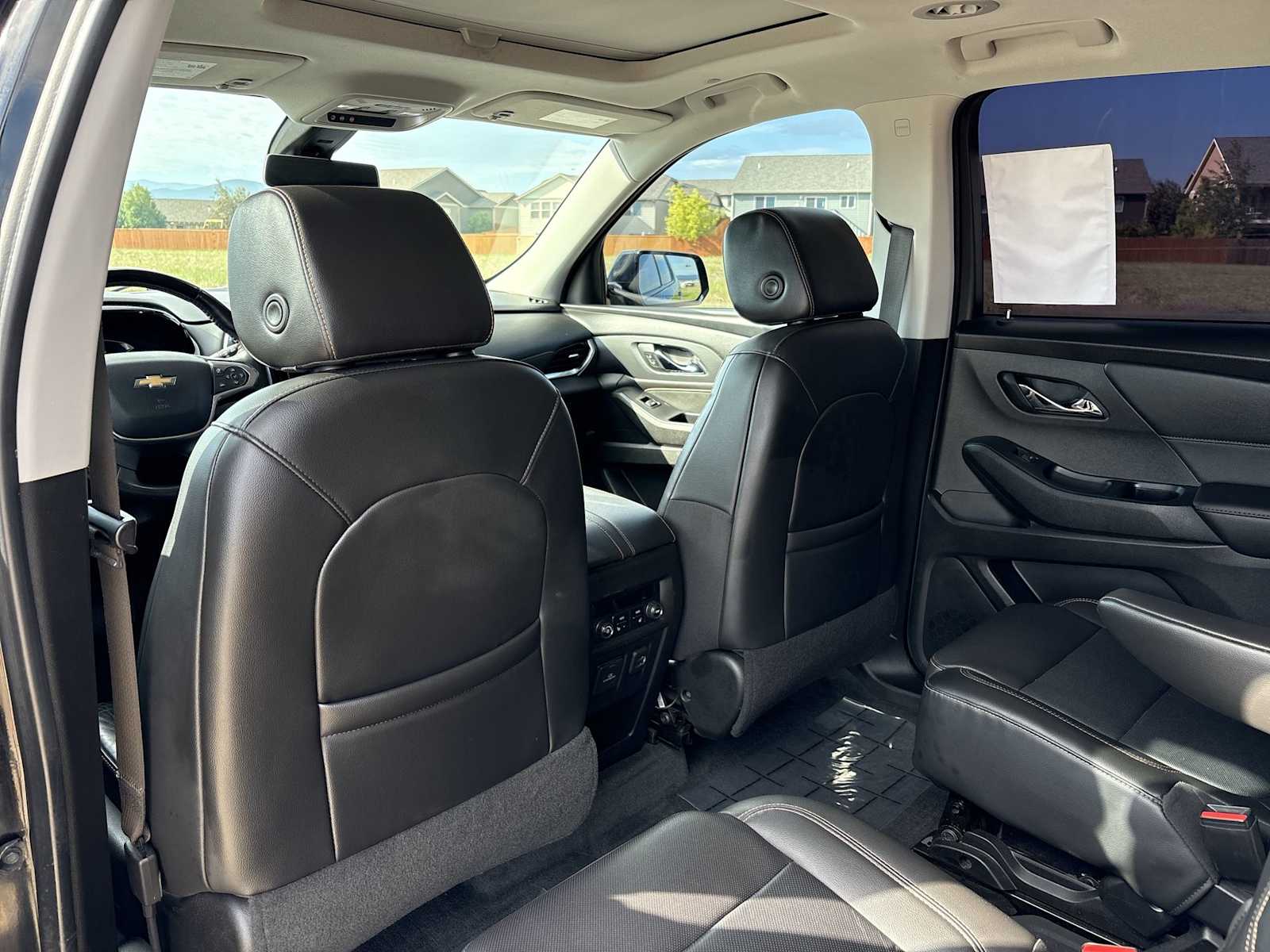 Thumbnail: 2021 Chevrolet Traverse - 32