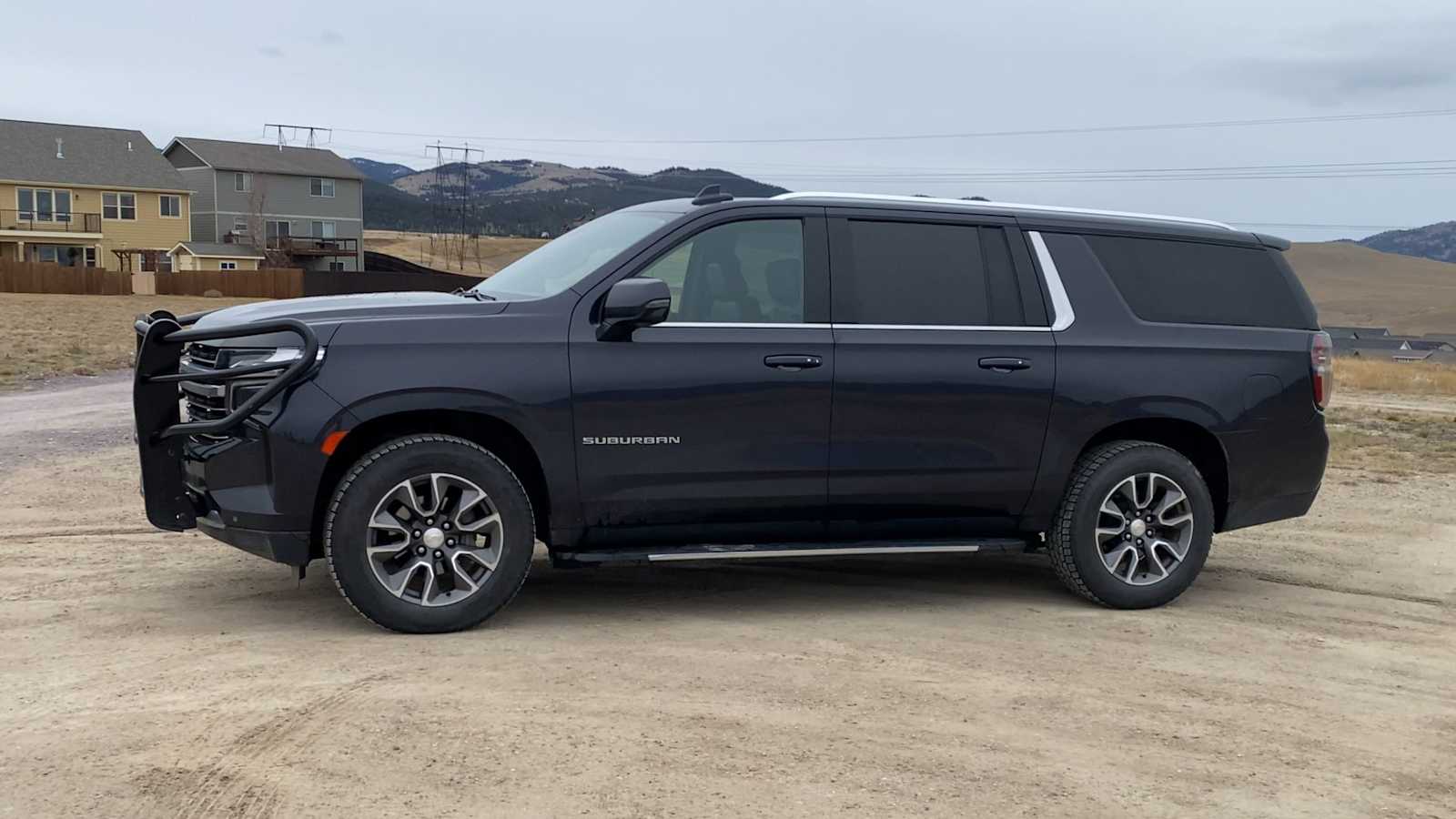 Thumbnail: 2022 Chevrolet Suburban - 5