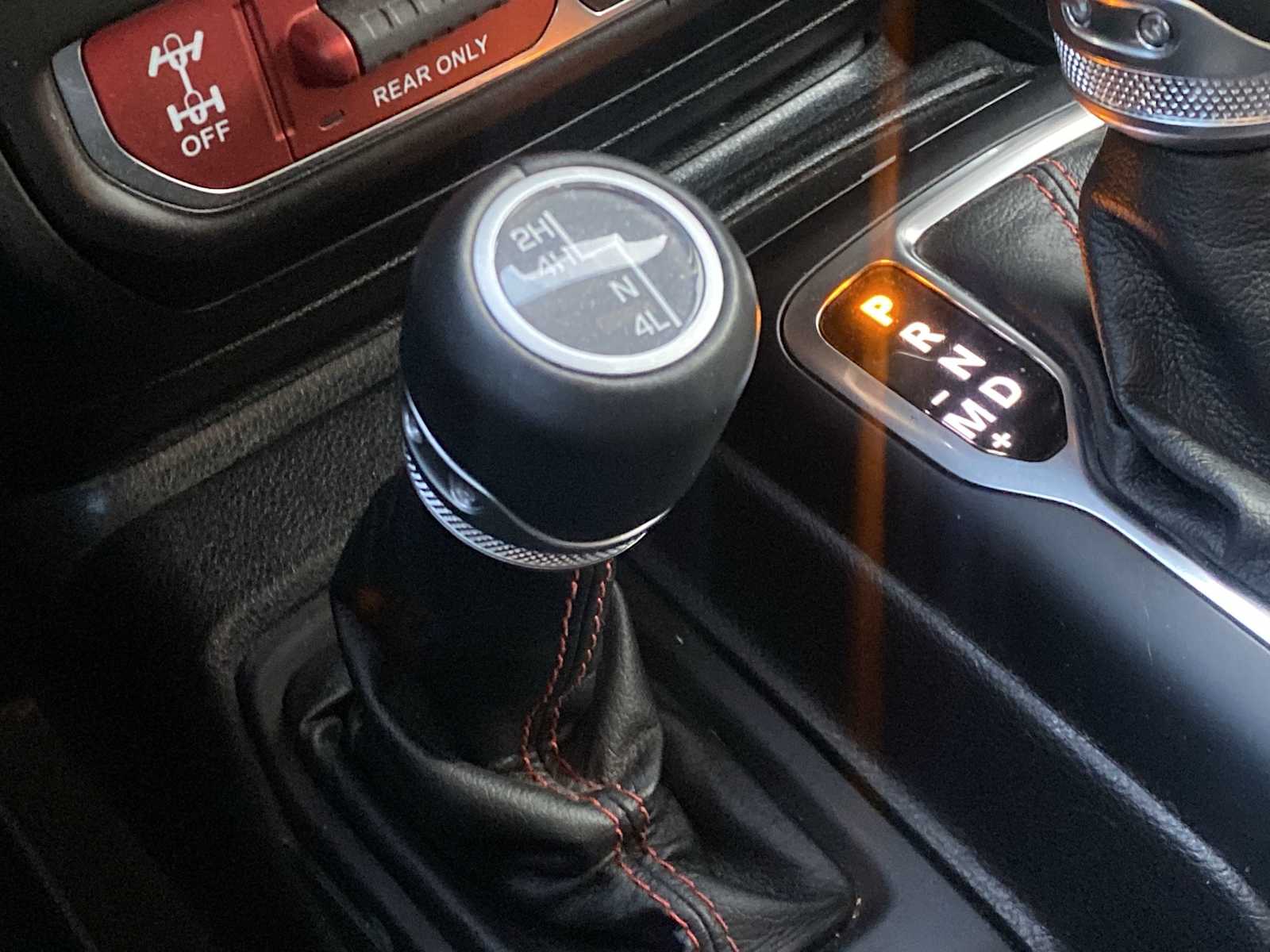 Thumbnail: 2021 Jeep Wrangler - 24