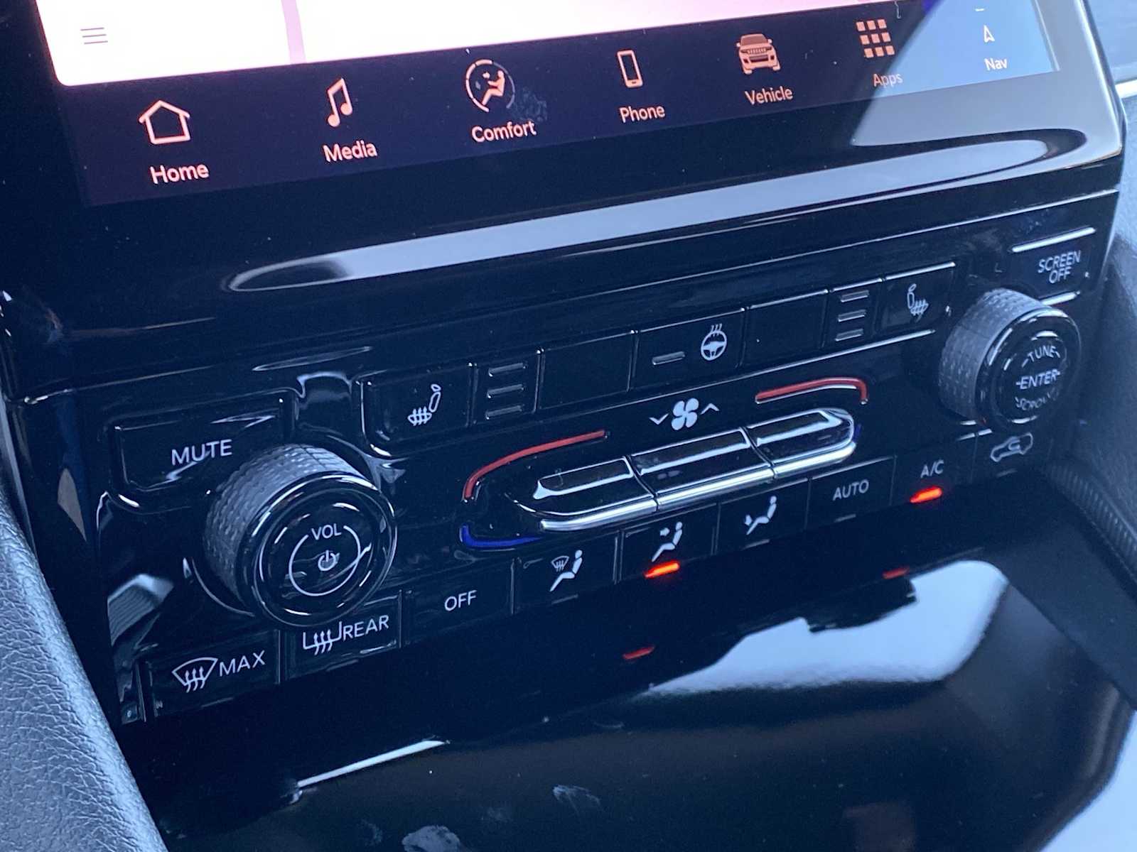 Thumbnail: 2025 Jeep Grand Cherokee - 27