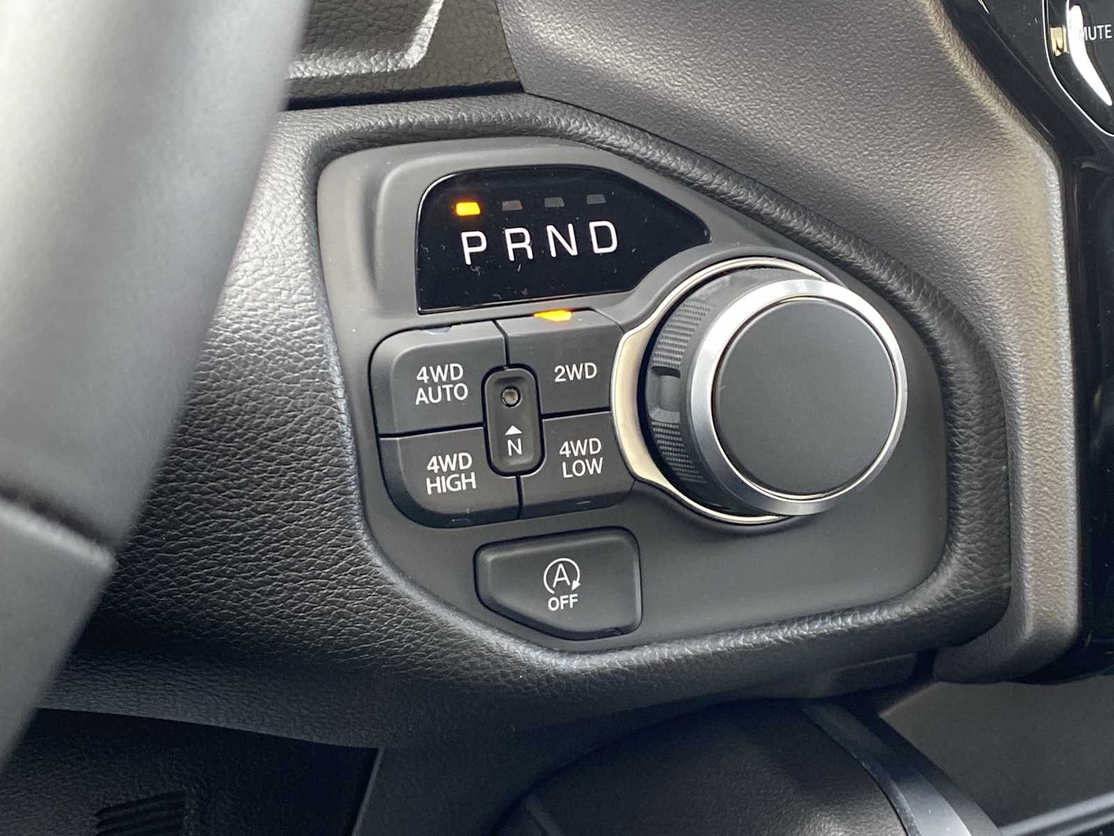 Thumbnail: 2026 RAM 1500 - 19