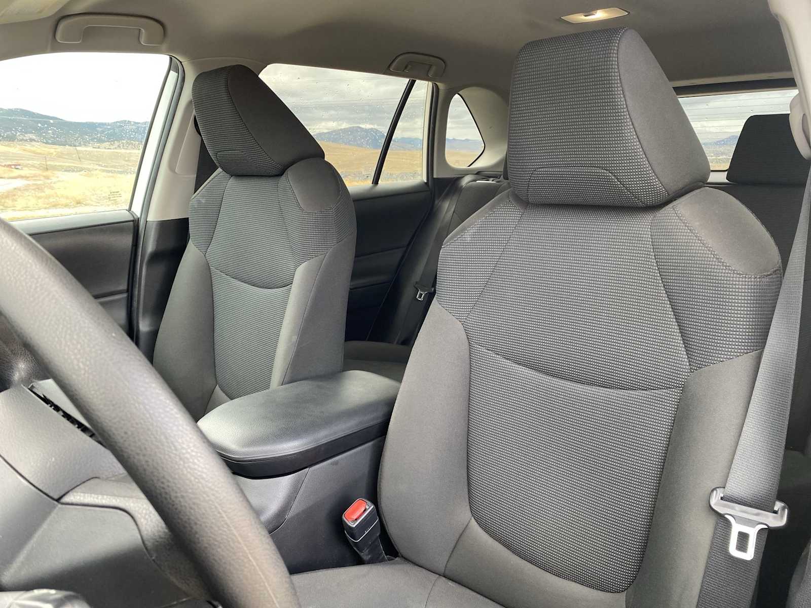 Thumbnail: 2022 Toyota RAV4 - 15