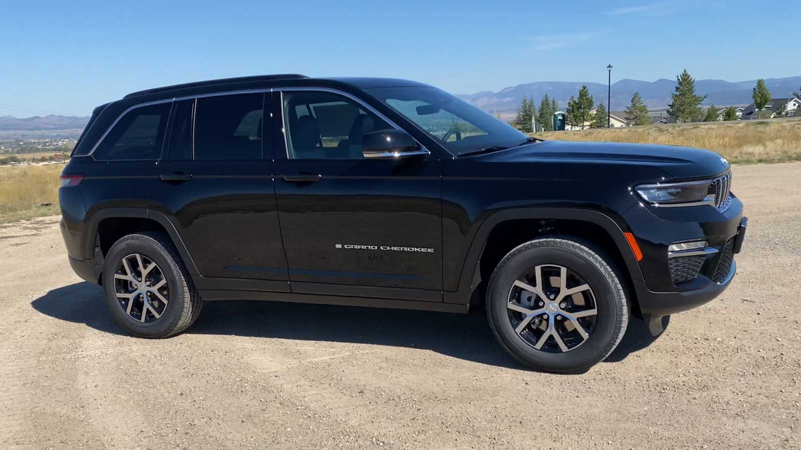 Thumbnail: 2025 Jeep Grand Cherokee - 2