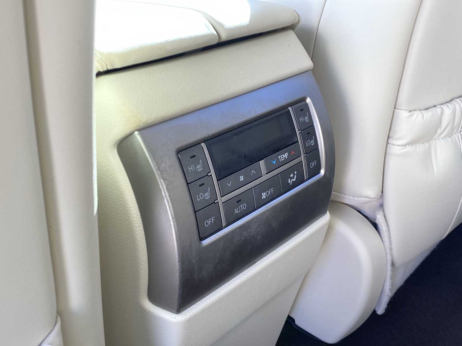 Thumbnail: 2018 Lexus GX - 35