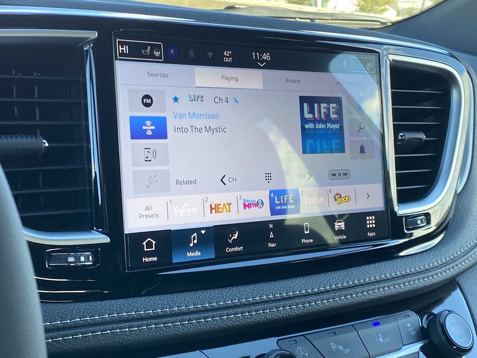 Thumbnail: 2026 Chrysler Pacifica - 27