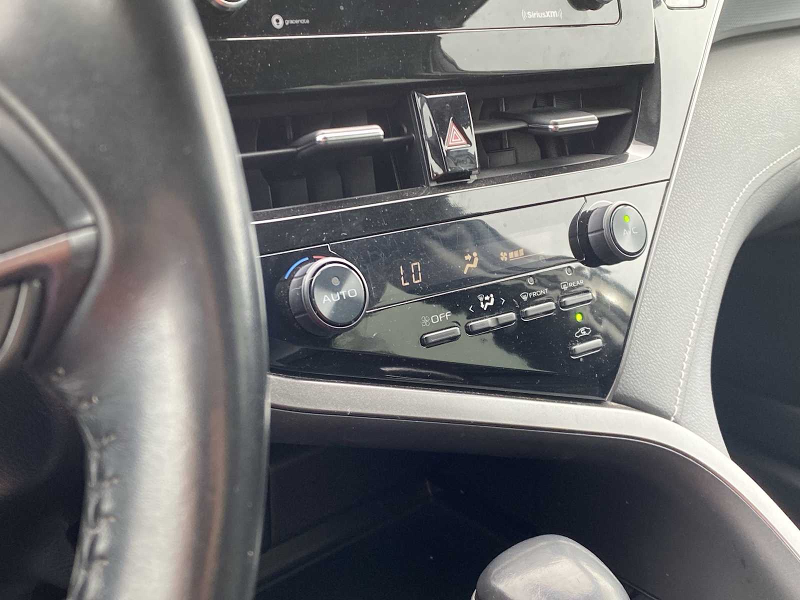 Thumbnail: 2021 Toyota Camry - 26