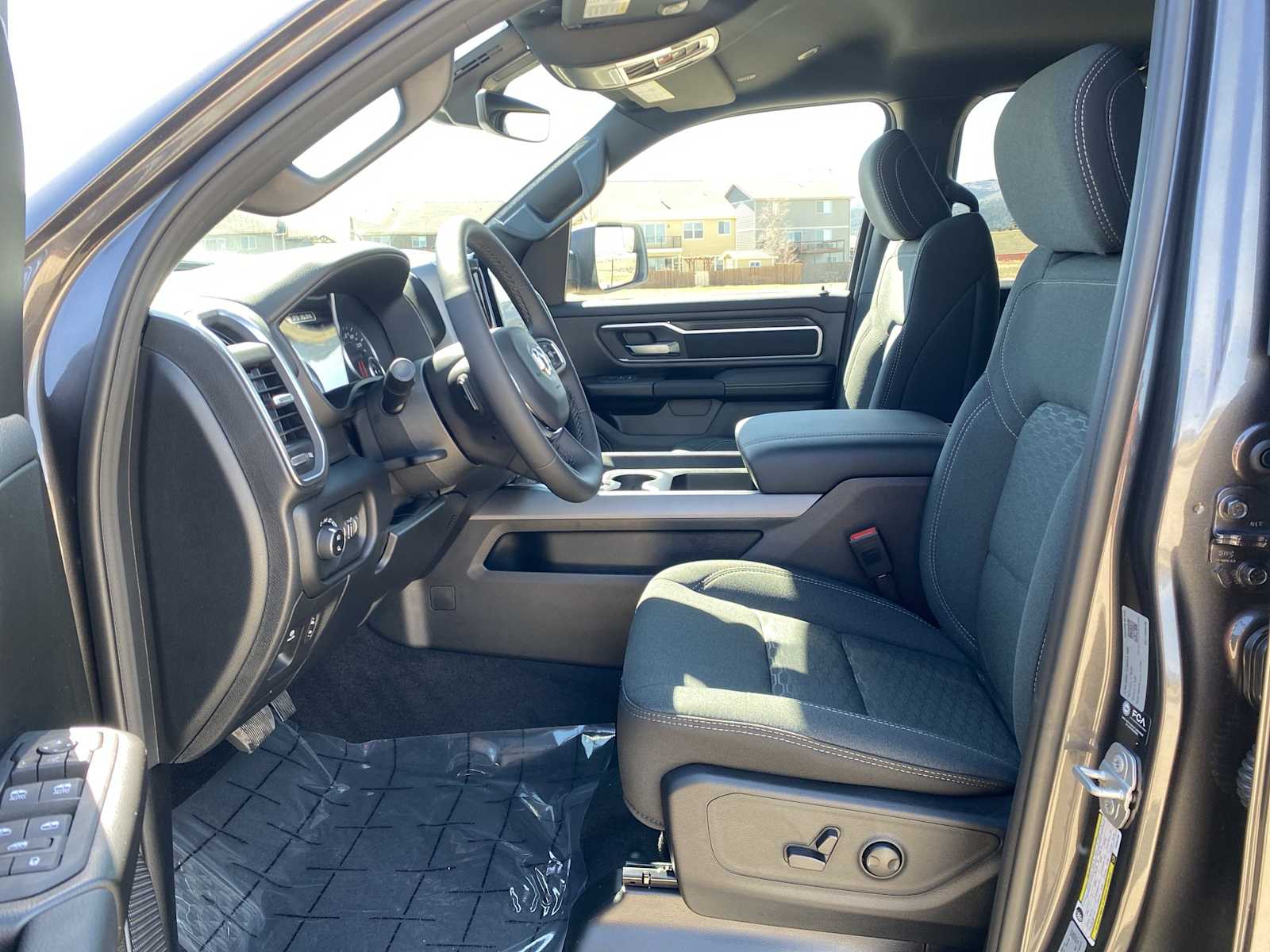 Thumbnail: 2026 RAM 1500 - 17