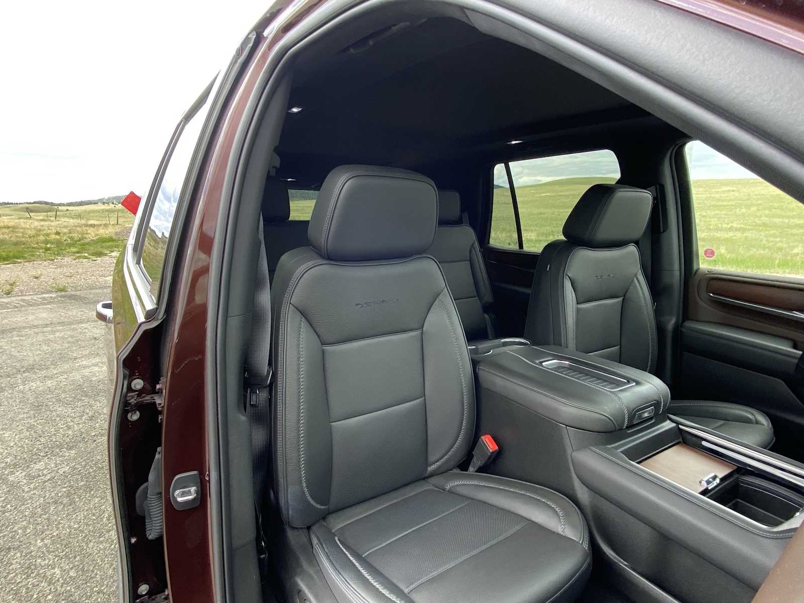 2022 GMC Yukon Denali 18