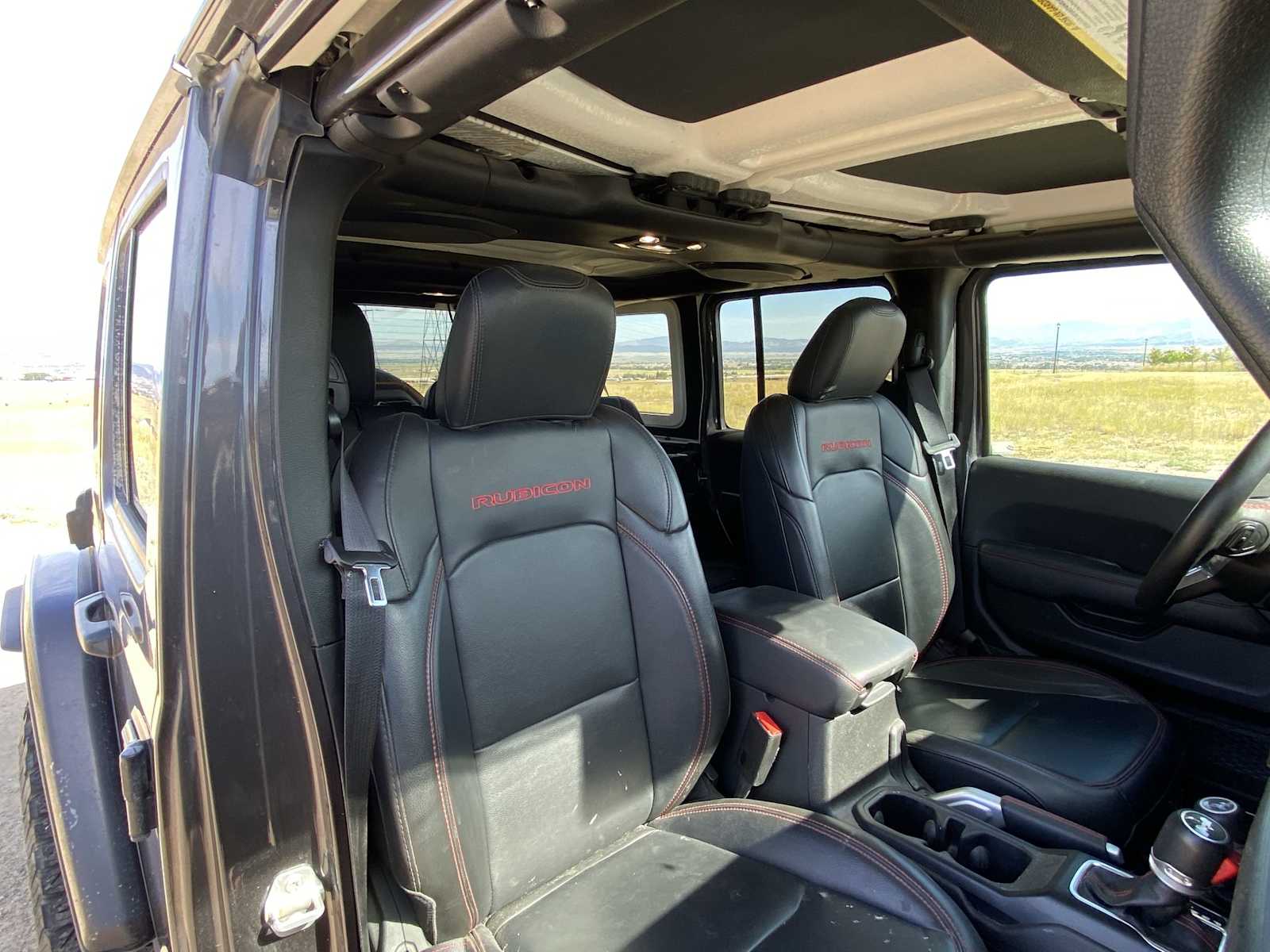 Thumbnail: 2022 Jeep Wrangler - 17