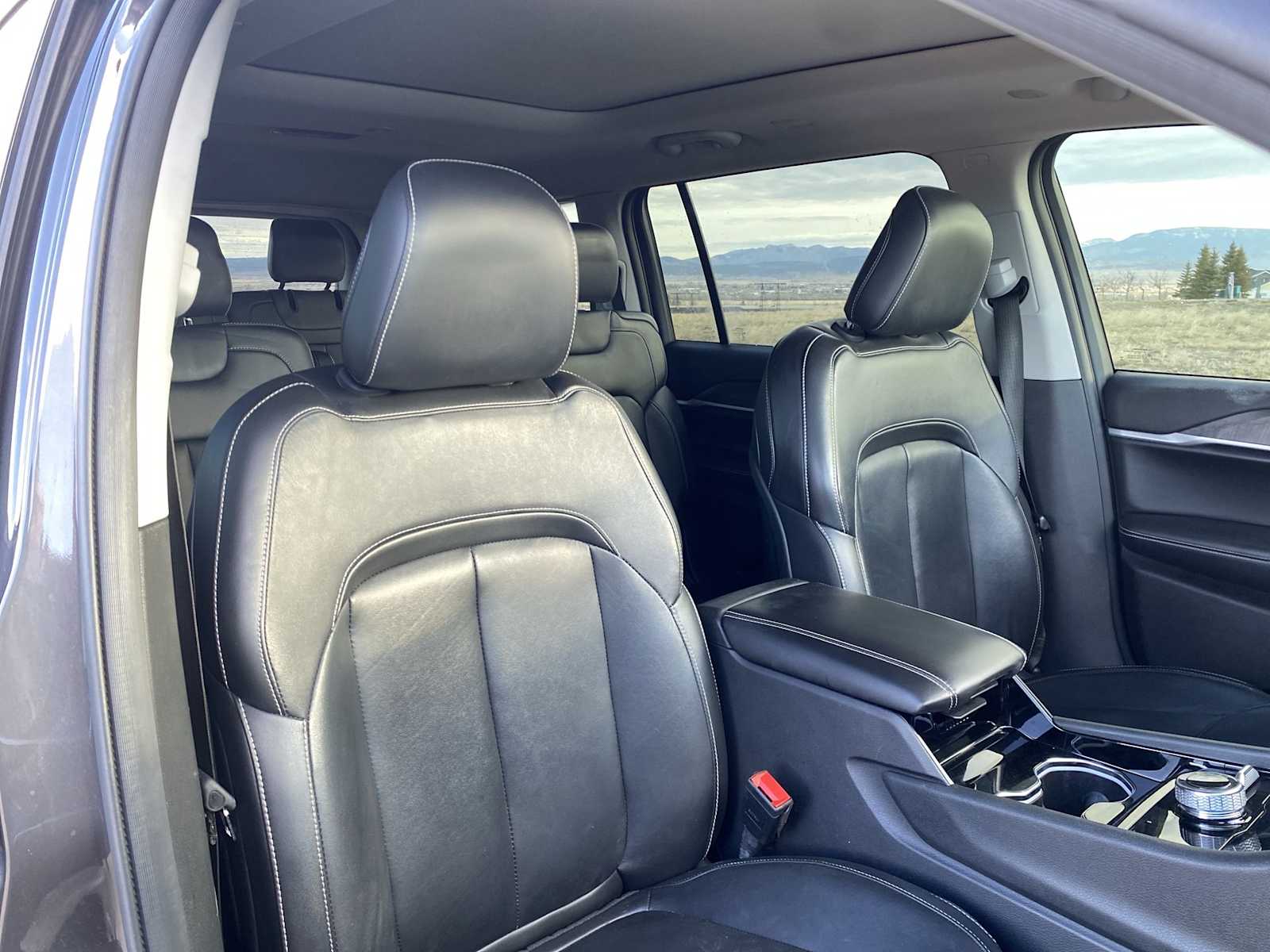 Thumbnail: 2022 Jeep Grand Cherokee - 18