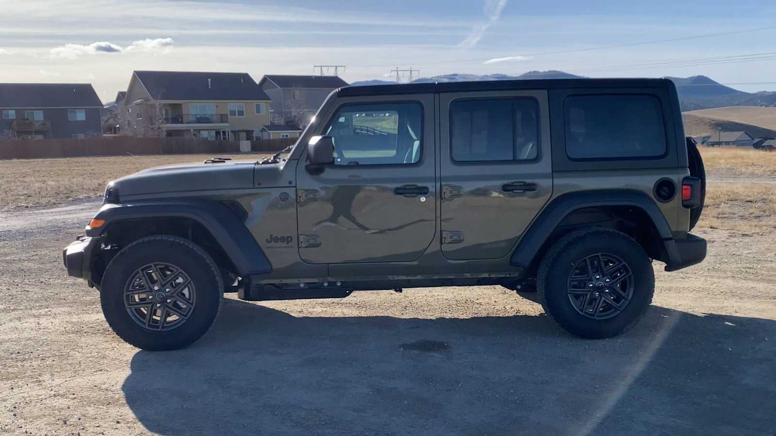 Thumbnail: 2026 Jeep Wrangler - 5