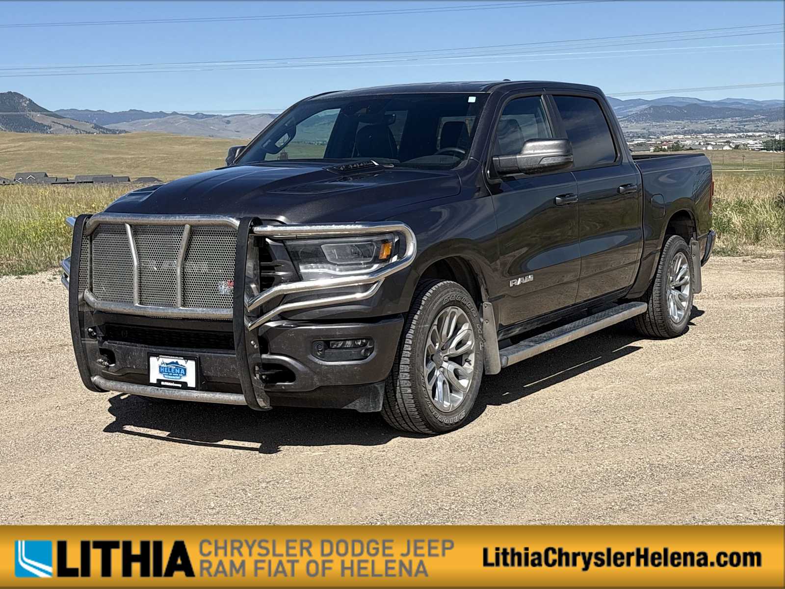 2023 RAM 1500 Laramie 4x4 Crew Cab 5'7's photo