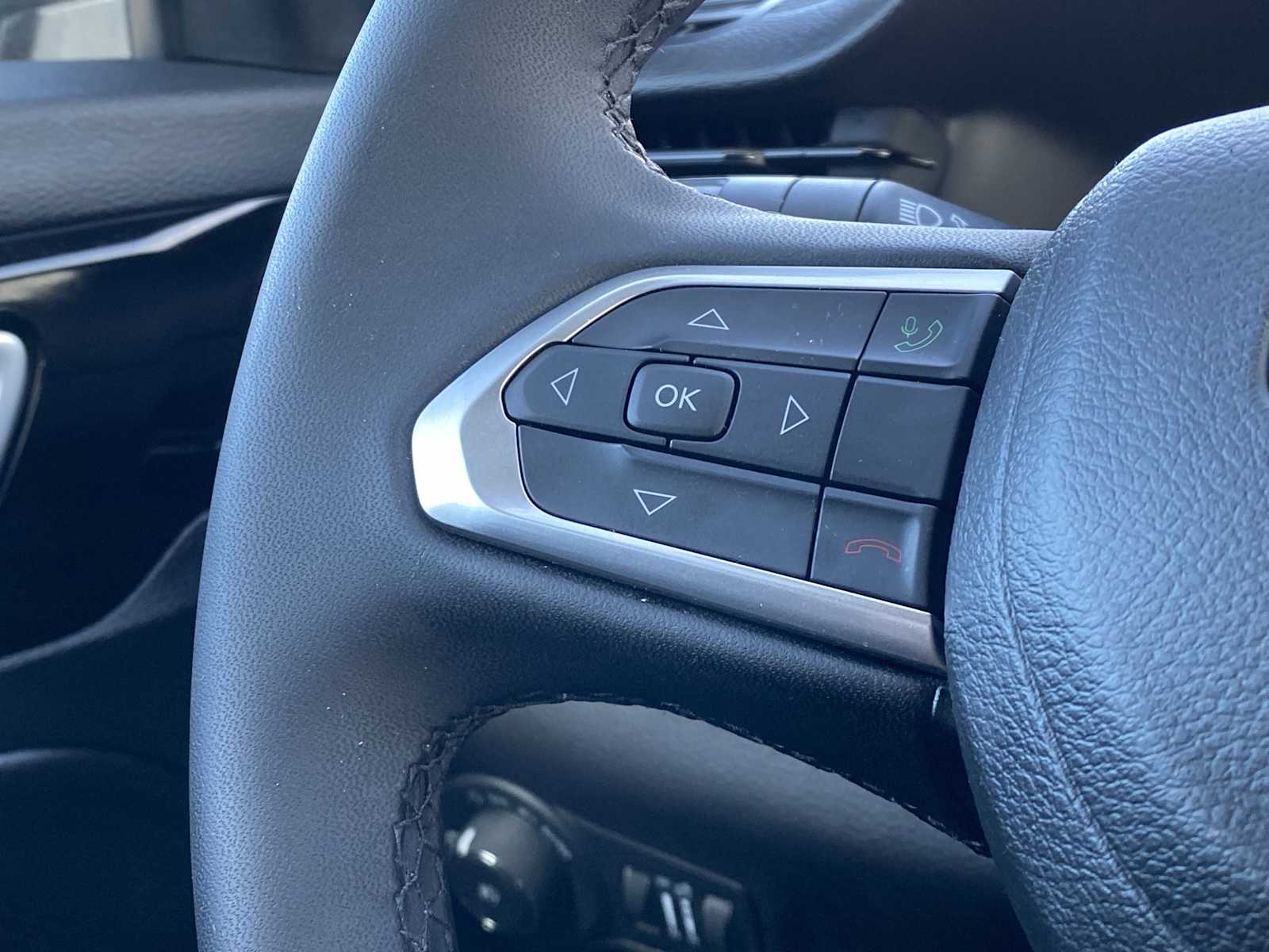 Thumbnail: 2025 Jeep Compass - 24