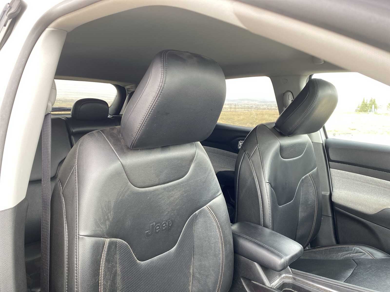 Thumbnail: 2022 Jeep Compass - 16