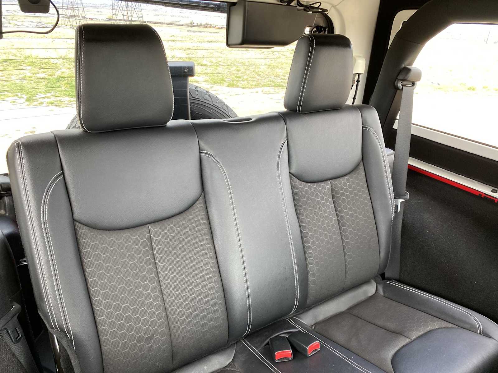 Thumbnail: 2018 Jeep Wrangler - 31