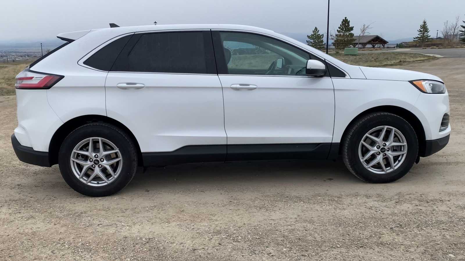 Thumbnail: 2023 Ford Edge - 9