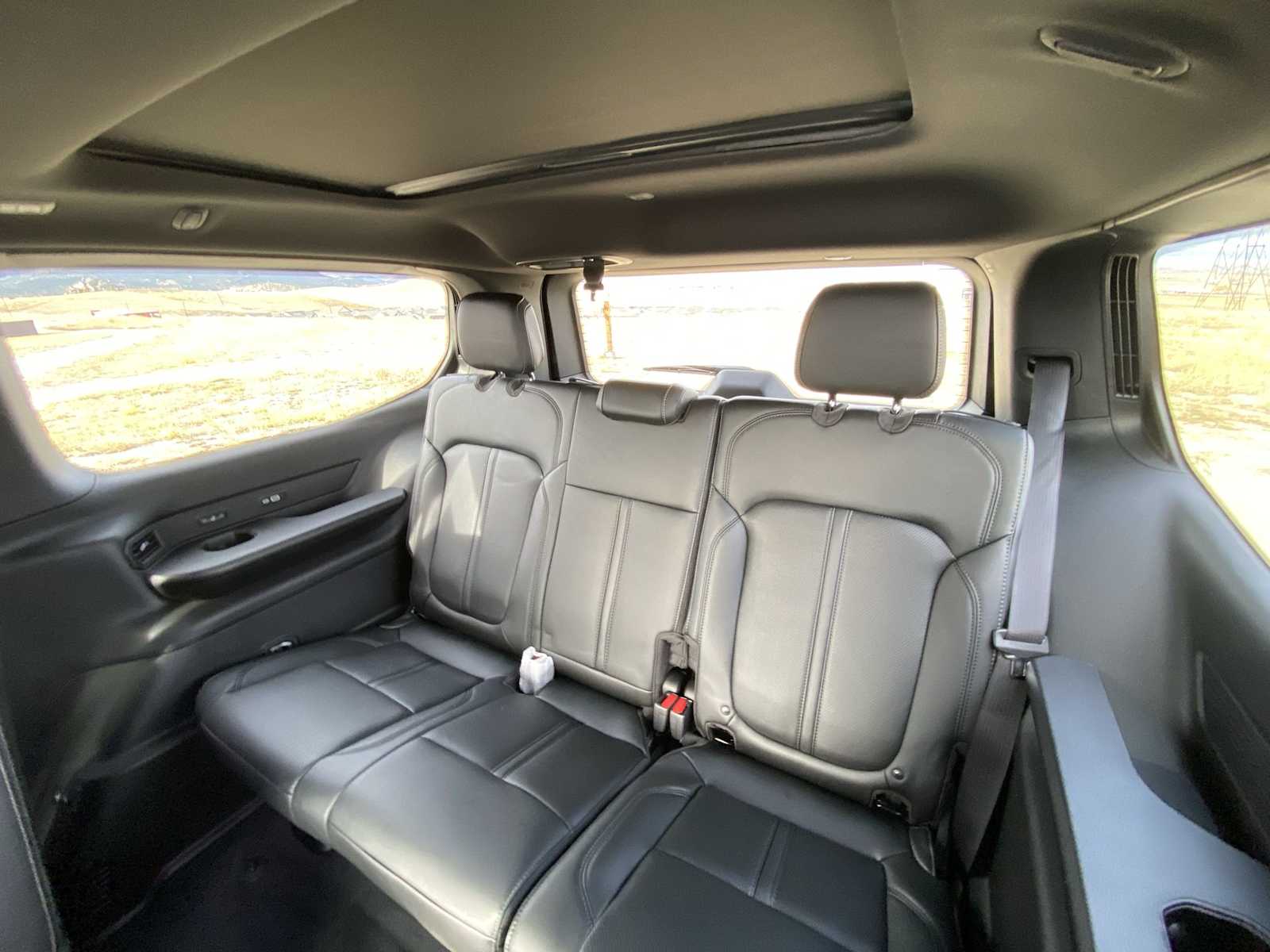 Thumbnail: 2025 Jeep Wagoneer - 29