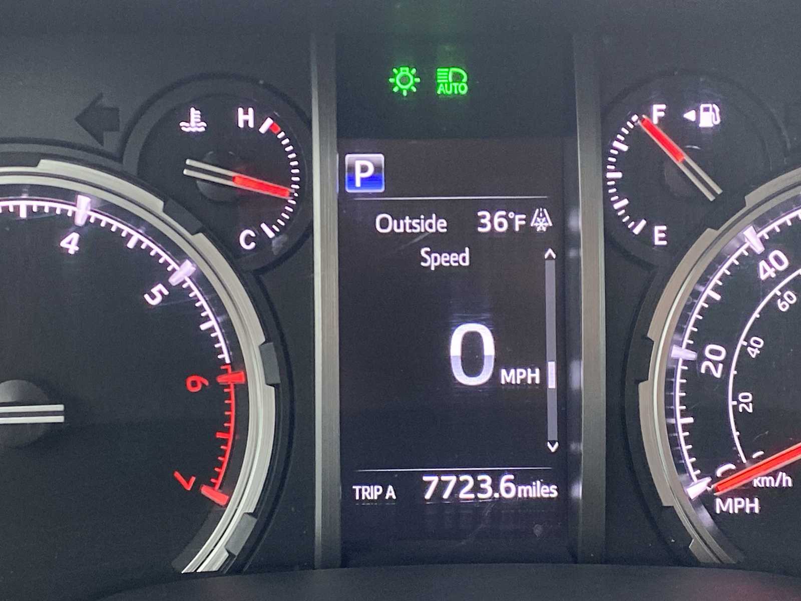 Thumbnail: 2022 Toyota 4Runner - 17