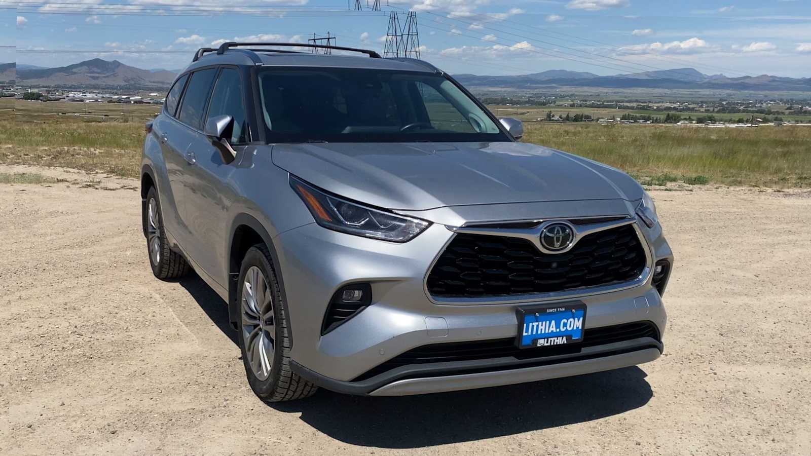 Thumbnail: 2021 Toyota Highlander - 3