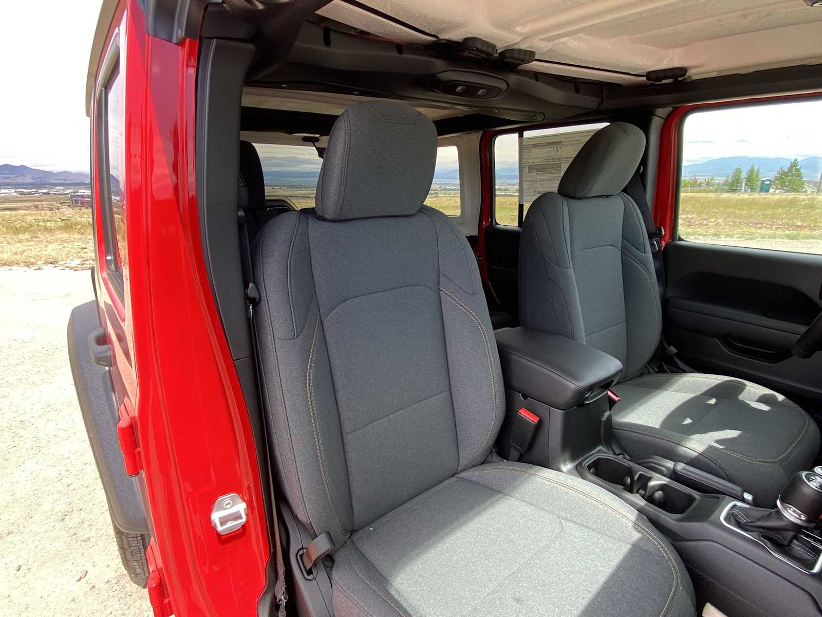 Thumbnail: 2025 Jeep Wrangler - 17
