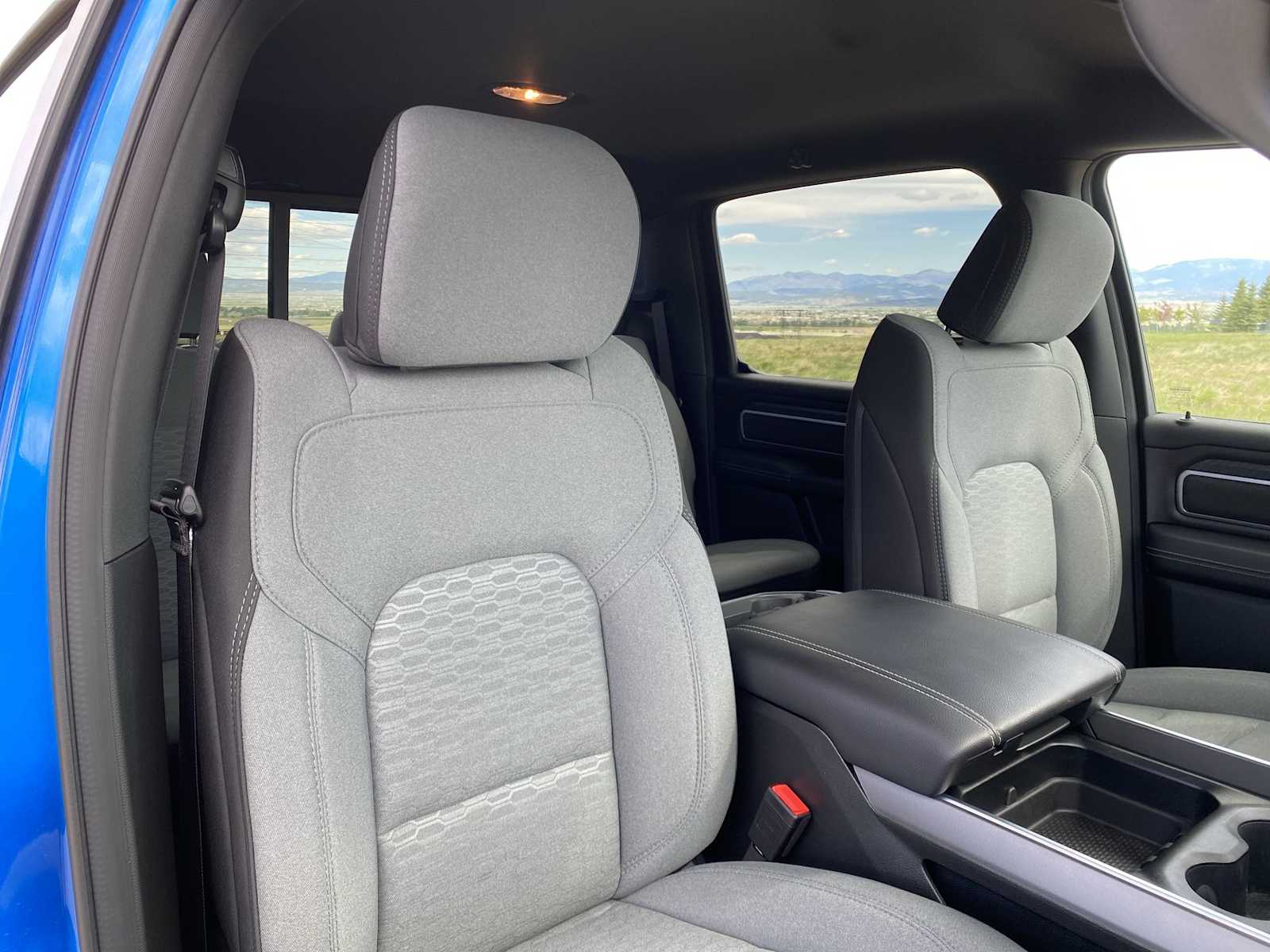 Thumbnail: 2025 RAM 1500 - 17